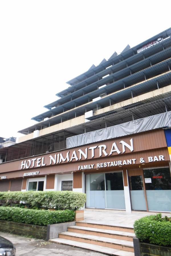 Hotel Nimantran à Navi Mumbai Extérieur photo